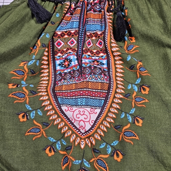 Midnight Sky Juniors Bohemian Style Off The Shoulder Blouse, Green/Multi, Large - Picture 7 of 11